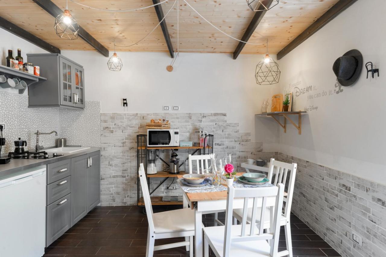 브린디시 Casa Rebecca 아파트 외부 사진
